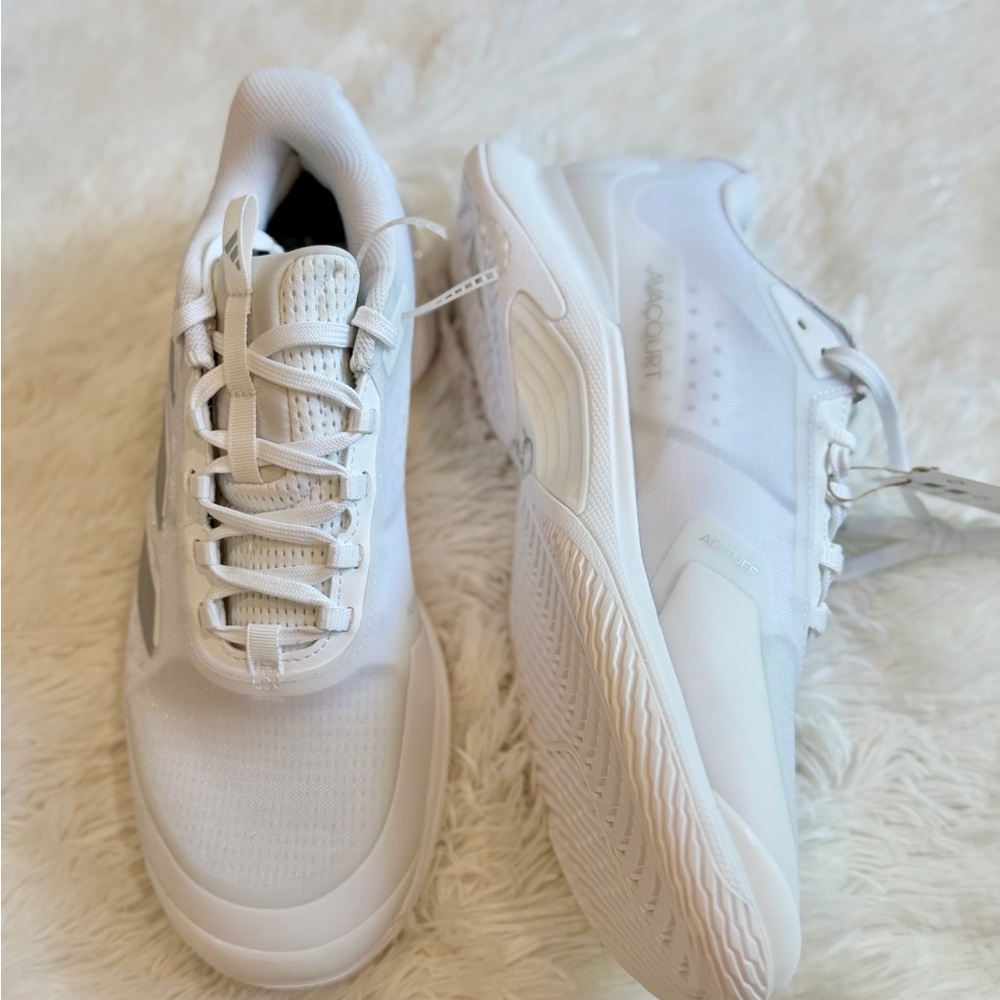 Adidas Women's Avacourt 2 Court Shoes